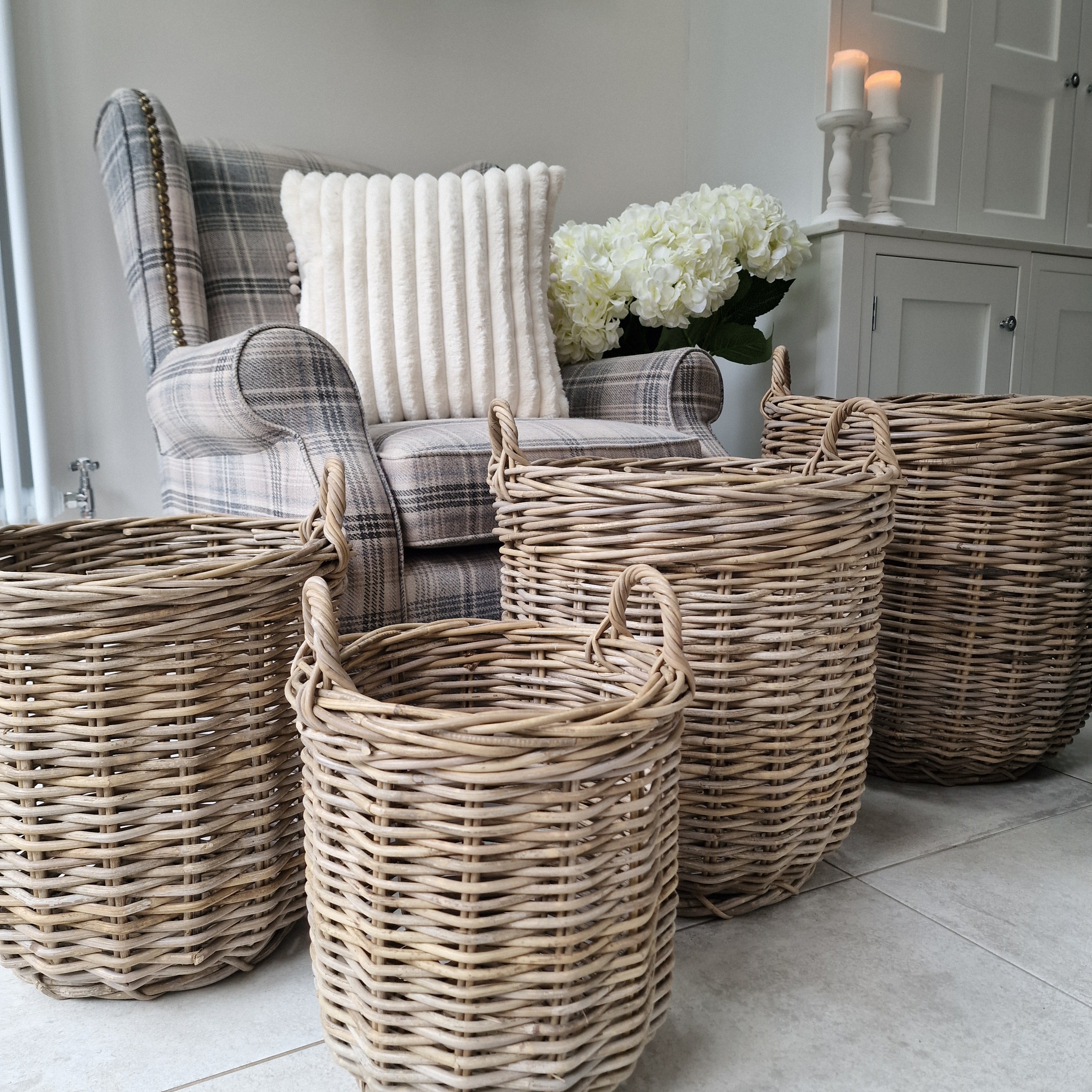 Round shop rattan baskets